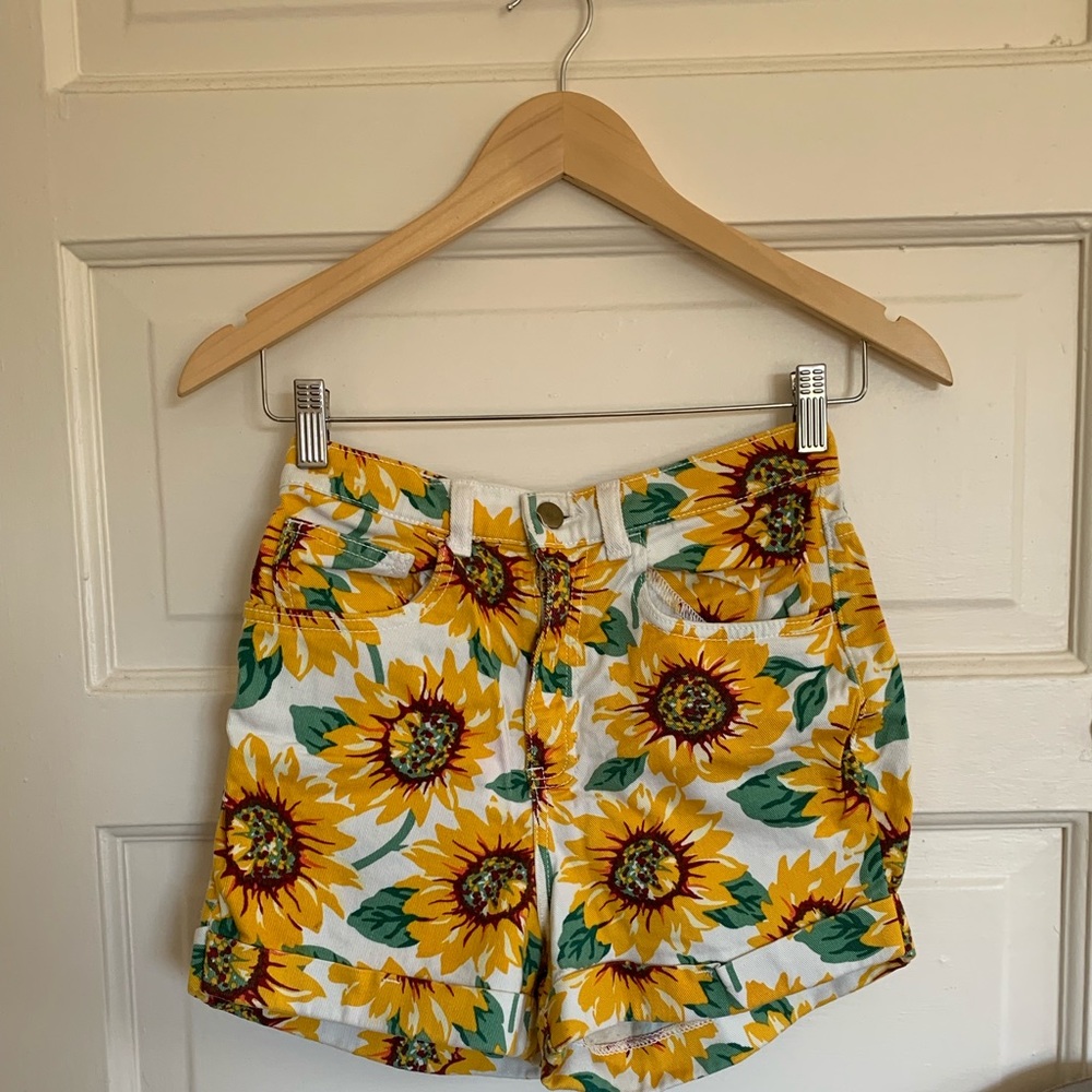American Apparel Sunflower Highwaist Short 26/27